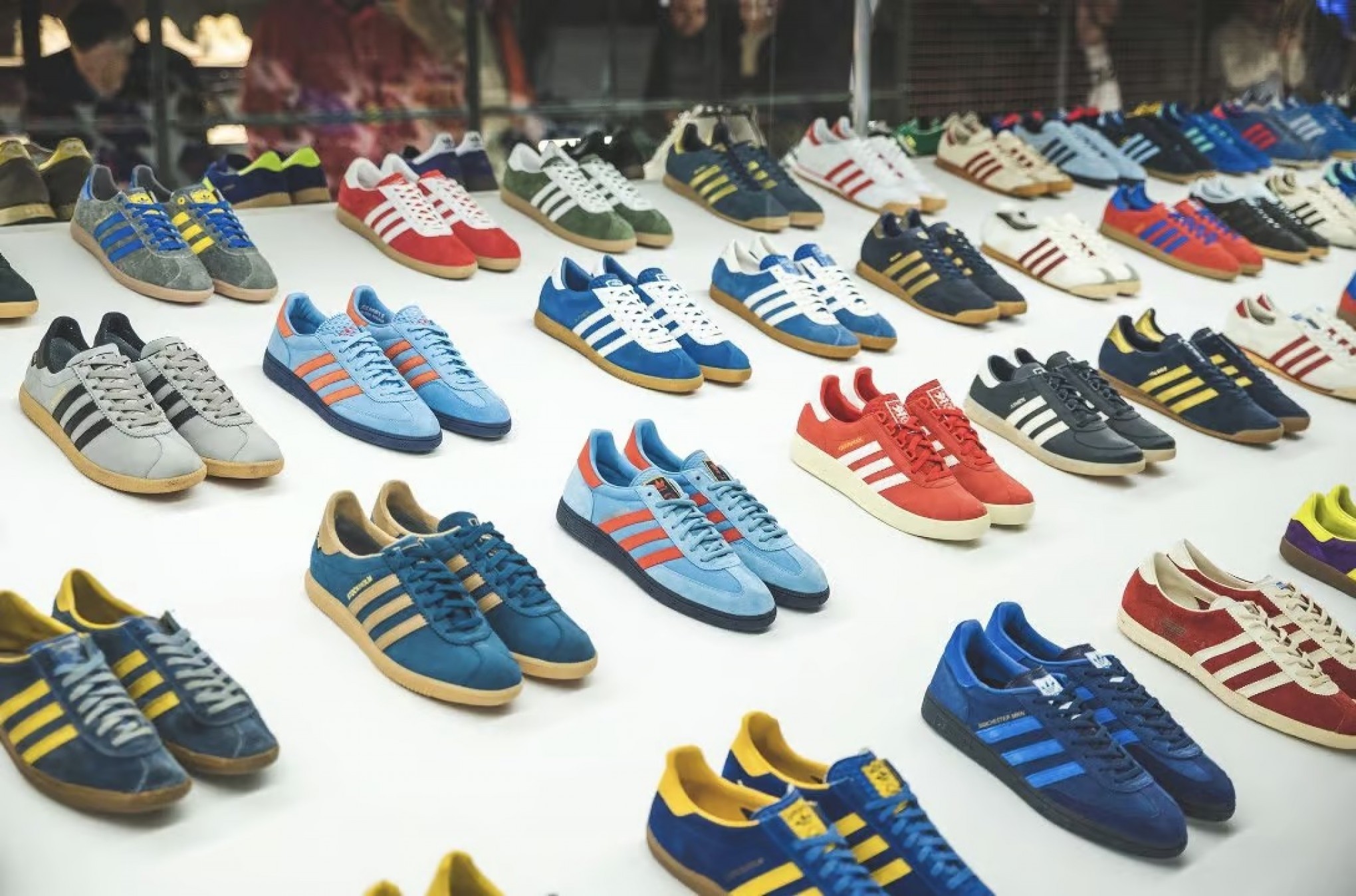 Produtos Originals impulsionaram lucro da Adidas