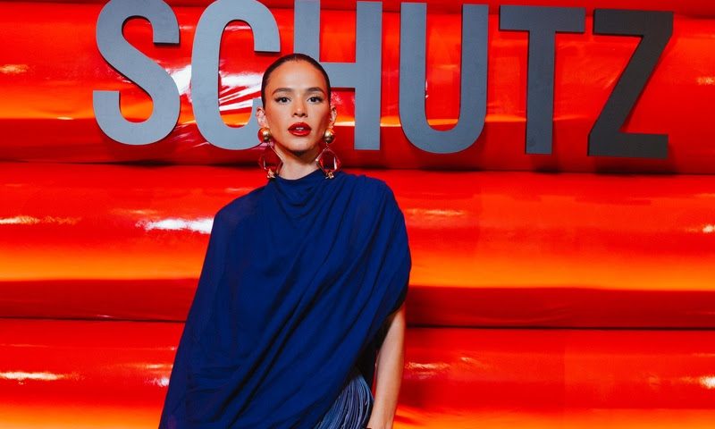 Veja looks dos famosos no evento da Schutz