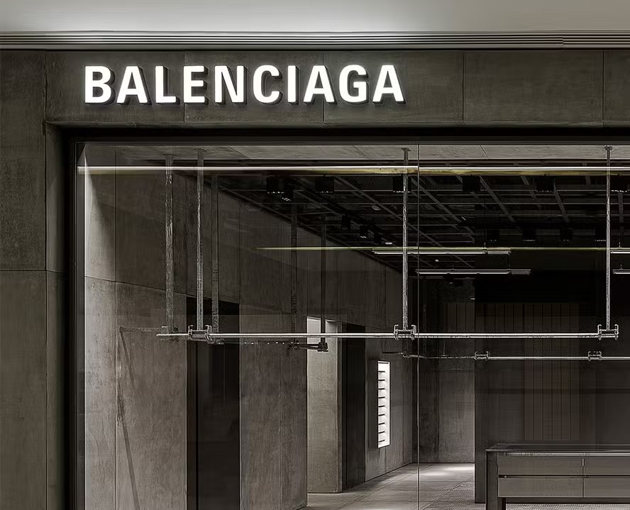 Nova loja da Balenciaga no Brasil