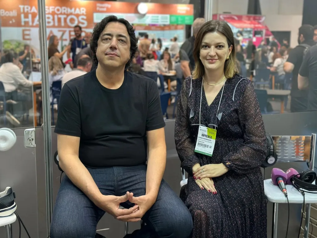 João Angelo Aguila Diniz (Kingdesign) e Luana Rodrigues (Exclusivo)