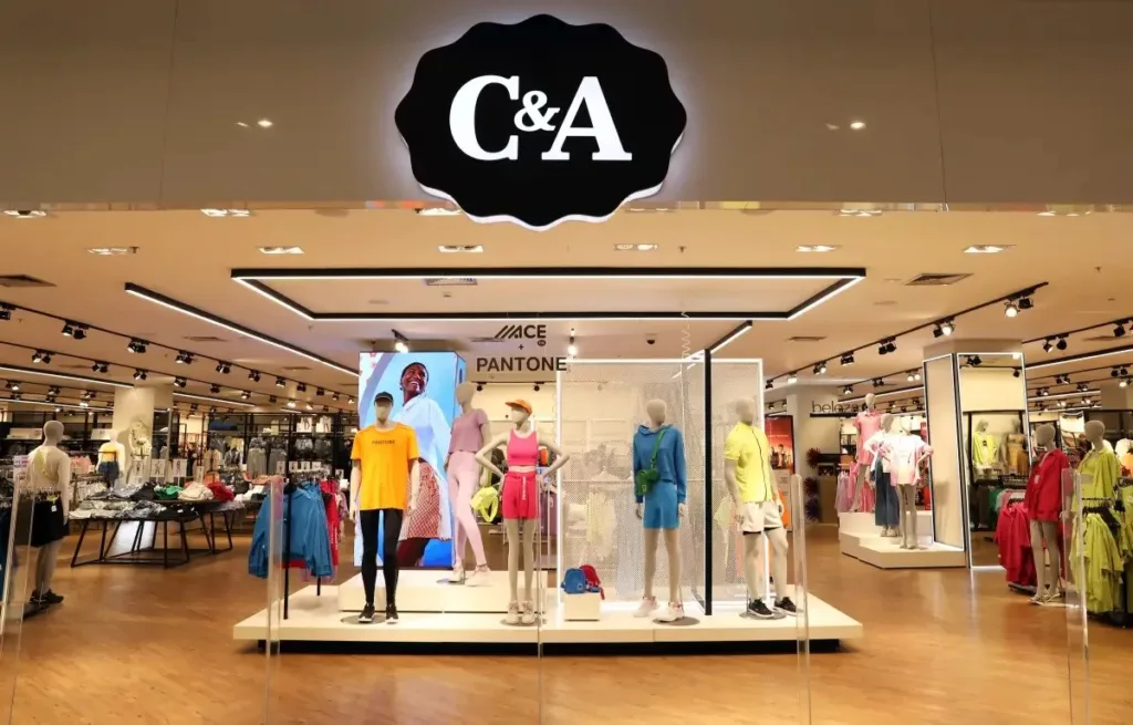 C&A opera 300 lojas no Brasil