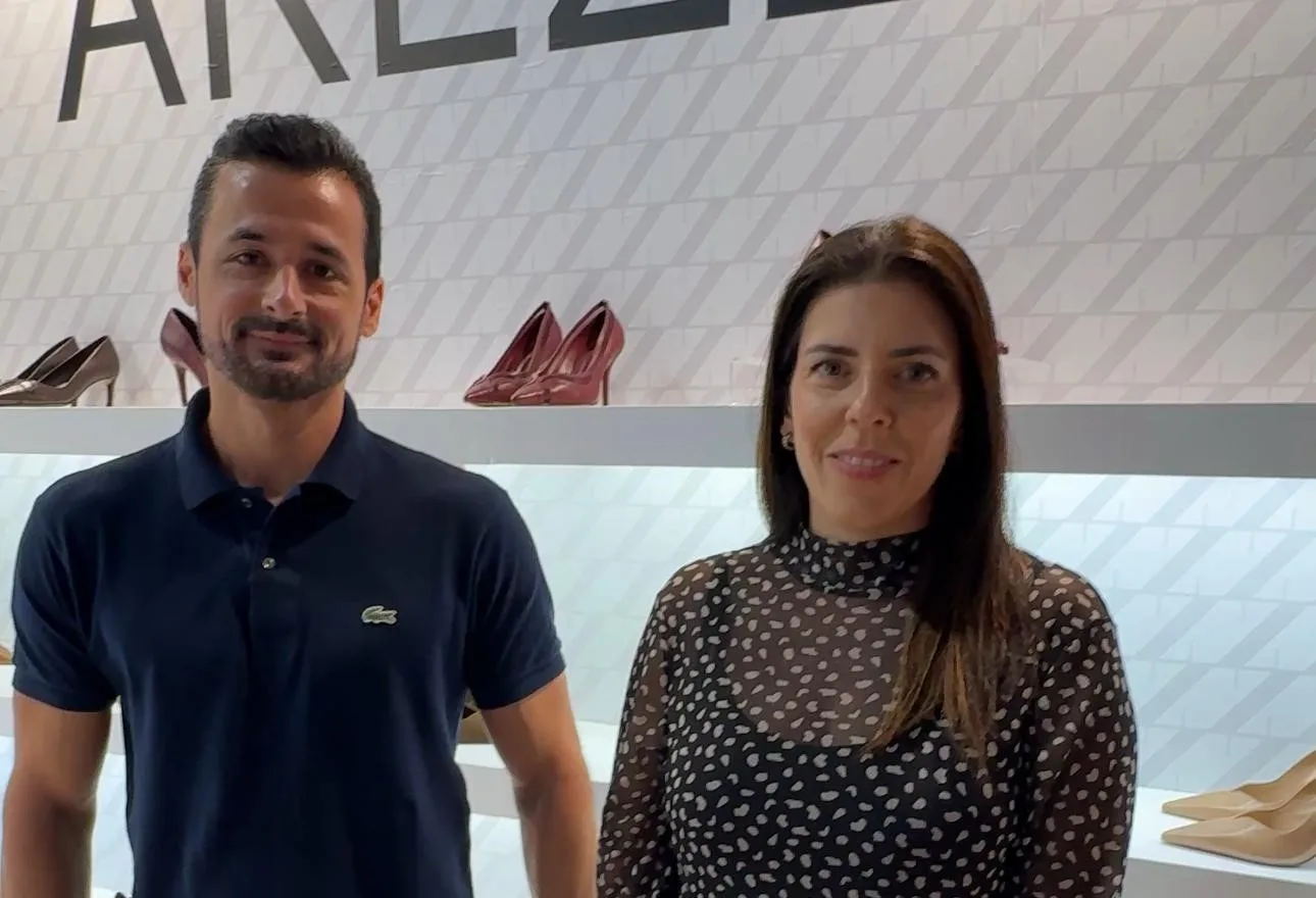 Rafael Lizakoski e Carolina Orsi, da Arezzo&Co, na 99ª Micam Milano