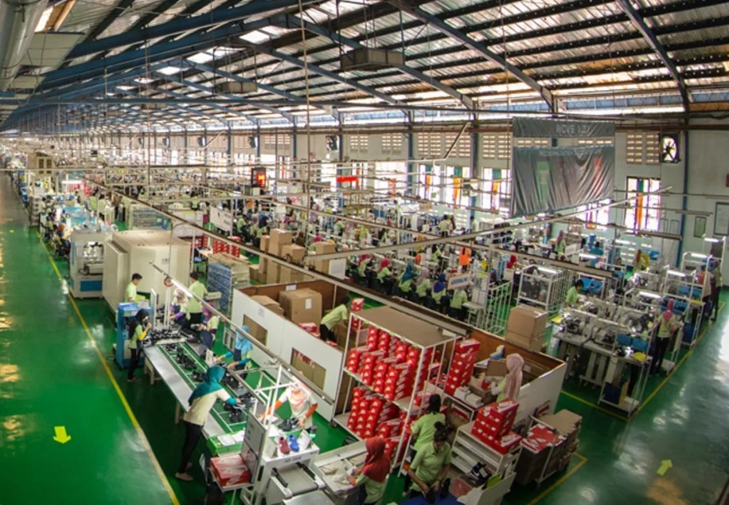 Fábrica da Adis Dimension Footwear, parceira de longa data da Nike na Indonésia