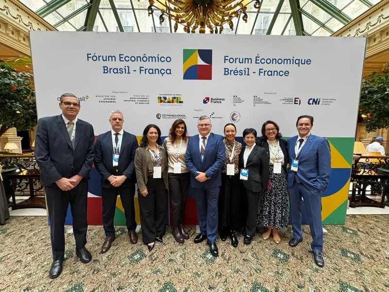 Assintecal participa de missão presencial na França