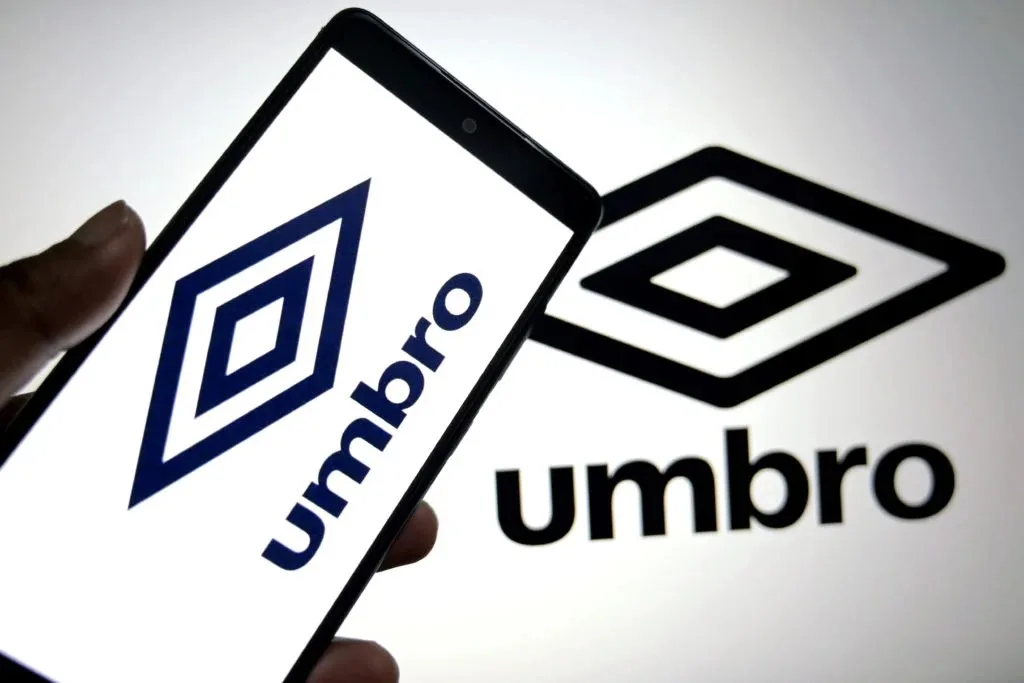 Umbro anunciou colaboração com a italiana Slam Jam