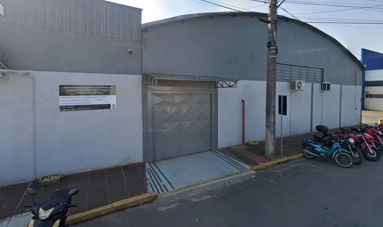 Fábrica em Parobé/RS produzia calçados para a marca Arezzo