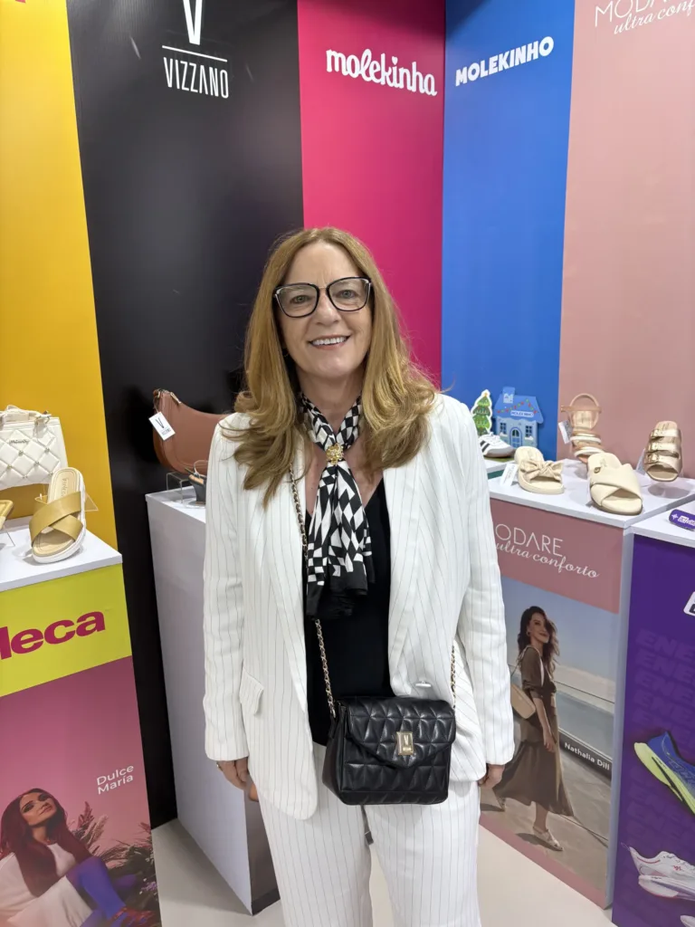 Diretora Comercial e Marketing da Calçados Beira Rio, Maribel Silva, concedeu entrevista ao Exclusivo durante a feira Zero+