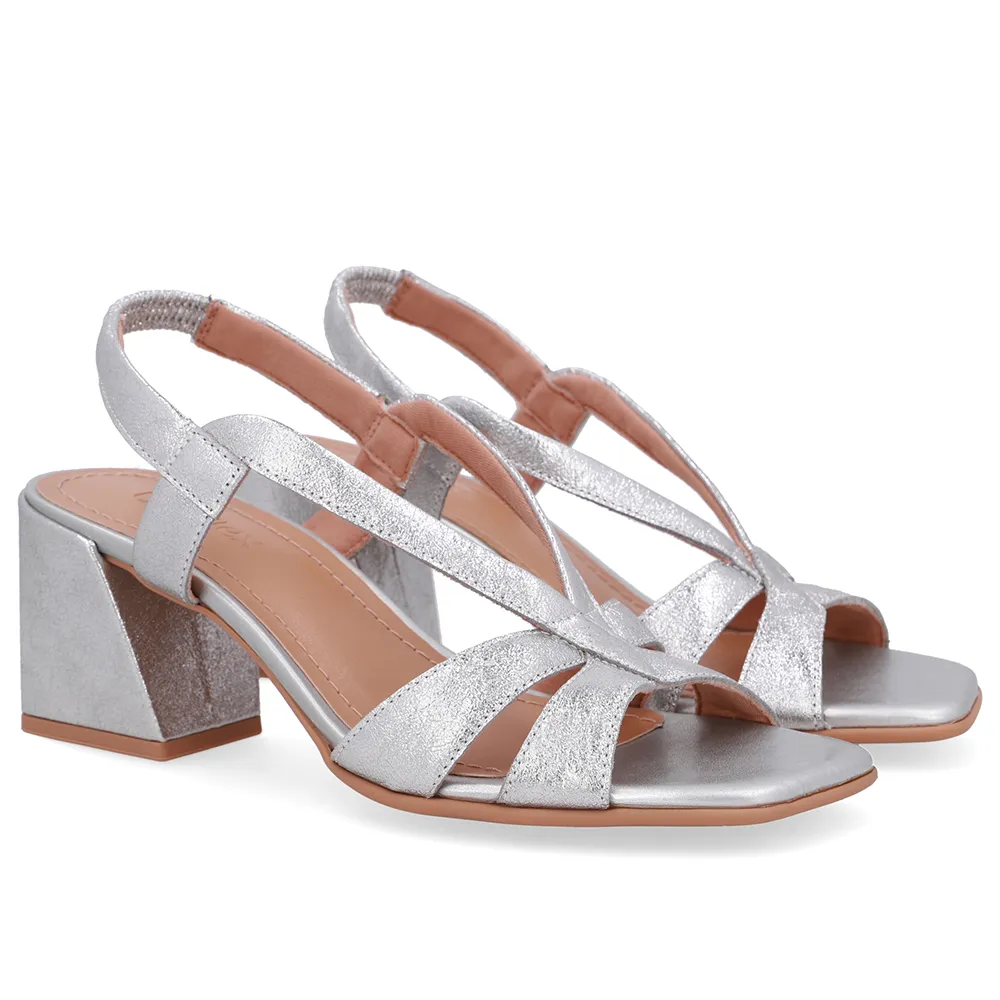 Sand&aacute;lia Salto Bloco Couro Prata Tiras, Usaflex, R$ 399,99