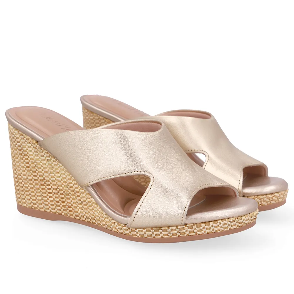 Tamanco Anabela Palha Couro Dourado, Usaflex, R$ 329,99
