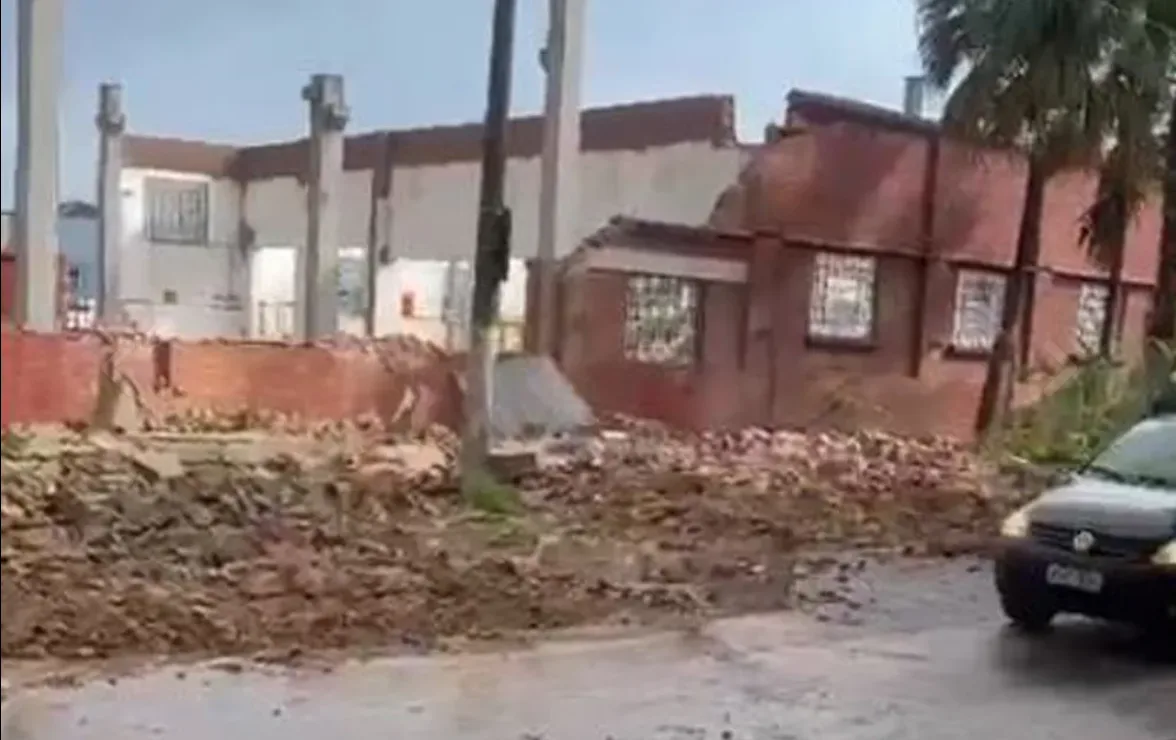 Fachada histórica da antiga fábrica da MSM desabou