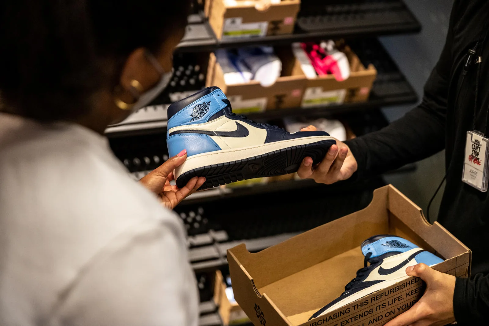 Com vendas diretas ao consumidor, Nike registrou US$ 4,6 bilhões em receita no segundo trimestre fiscal de 2026