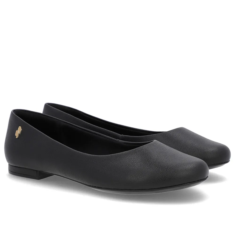 Sapatilha Preta Couro Lisa, Usaflex, de R$ 259 por R$ 149