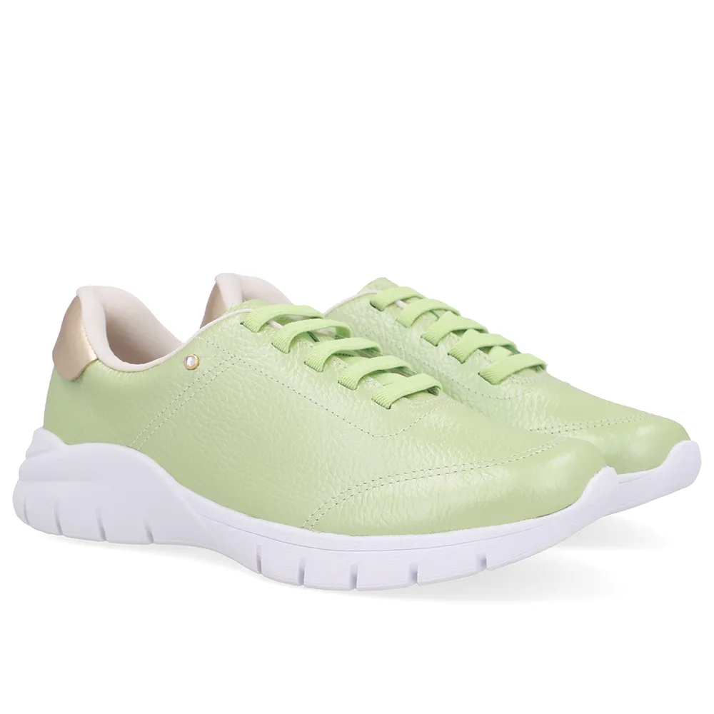 Tênis Slip On Verde Couro Básico, Usaflex, de R$ 389 por R$ 149