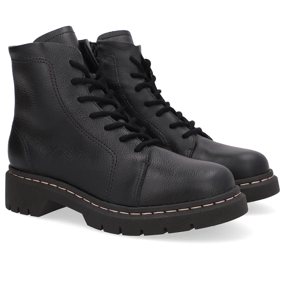 Bota Preta Couro Salto Bloco Tratorado Cadarço, Usaflex, R$ 429,99
