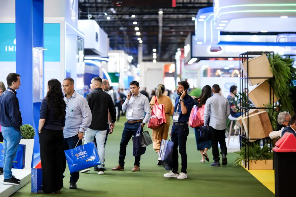 Expobor e Pneushow ocorrem paralelamente no Expo Center Norte