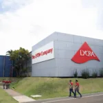 A The Lycra Company é líder global no desenvolvimento de soluções de fibras e tecnologia para as indústrias de vestuário e cuidados pessoais